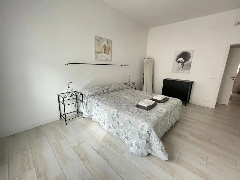 Yaya'S House - Venice Mestre Italie