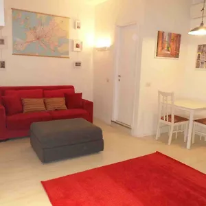 https://lunigiana-15-milano.italymilanhotels.net